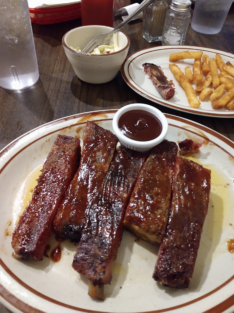 Woody's Cedarville-5